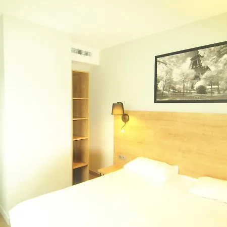 Aparthotel Torcy 3*
